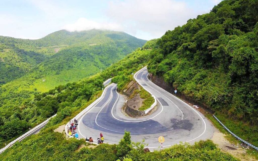 Hai Van Pass & Imperial City of Hue Private Tour from Da Nang