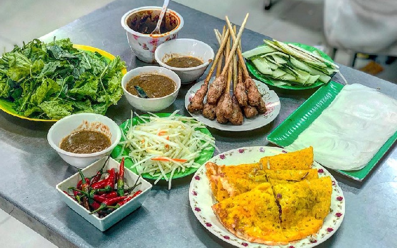 Linh Ung Pagoda – Marble Mountains – Hoi An Ancient Town – Local Foods of Hoi An